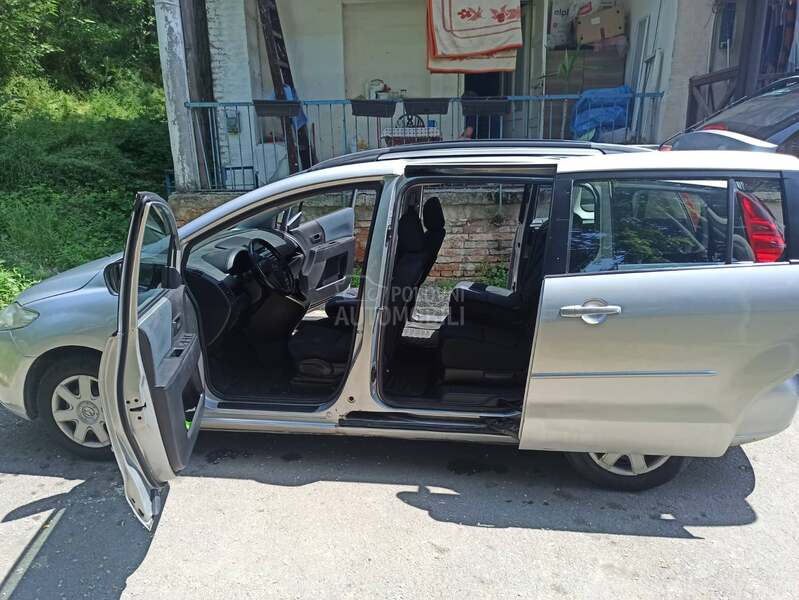 Mazda 5 