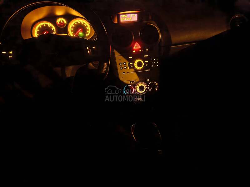 Opel Corsa D 