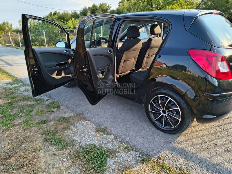 Opel Corsa D 