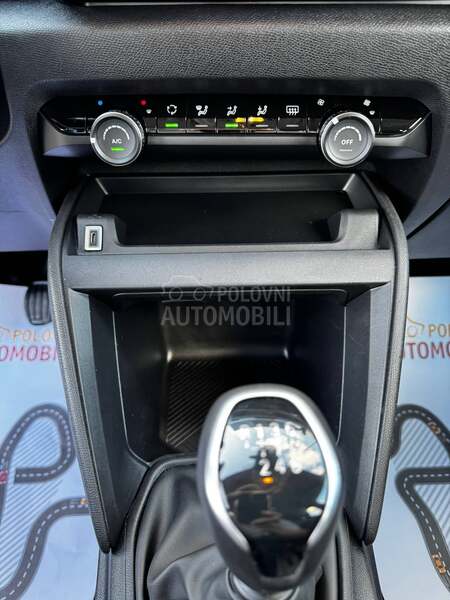 Citroen C4 1.2 ACTIVE PLUS