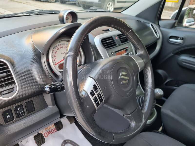 Suzuki Splash C R O S S