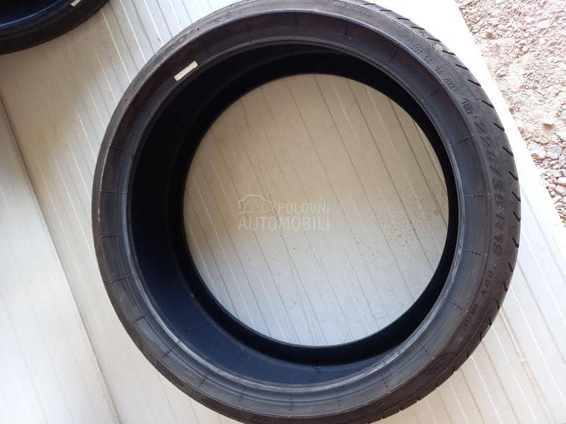 Pirelli 225/35 R19 Letnja