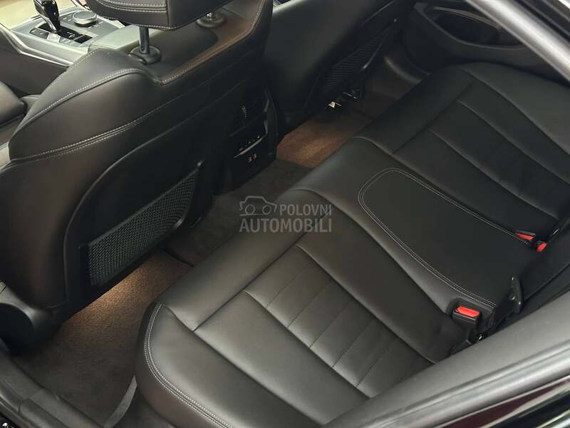 BMW M 340i xDrive Mild Hybrid