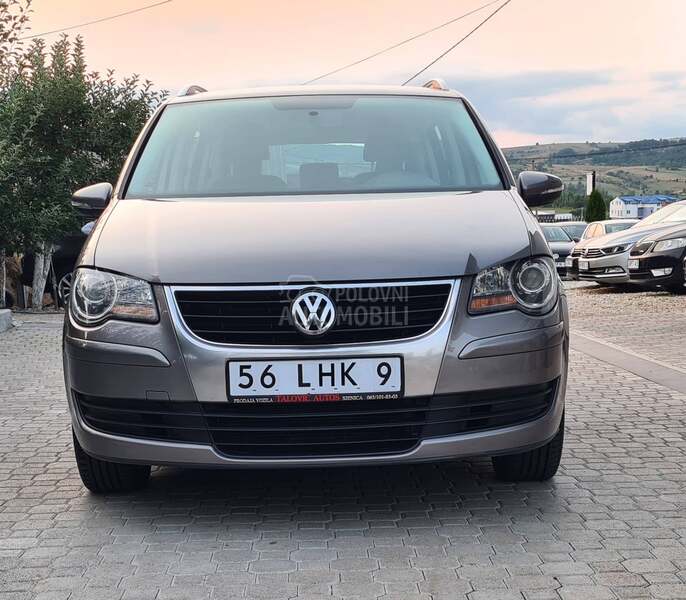 Volkswagen Touran 1.9TDI  BLUEMOTION