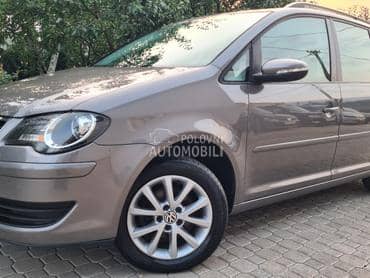 Volkswagen Touran 1.9TDI  BLUEMOTION