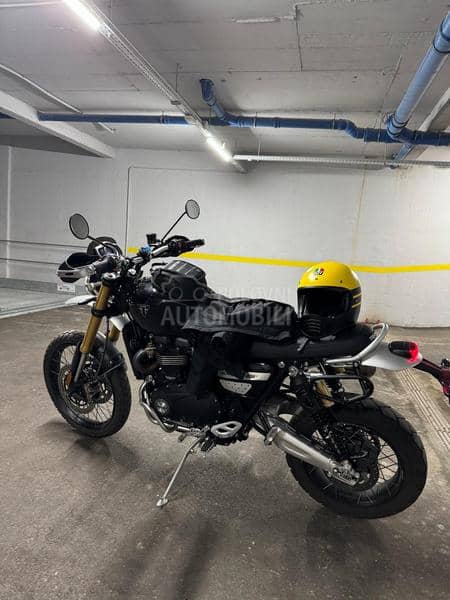 Triumph Scrambler 1200 XE