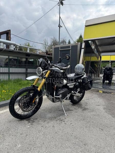 Triumph Scrambler 1200 XE
