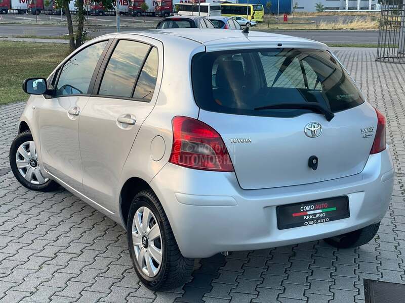 Toyota Yaris 1.3 VVTI auto.matic