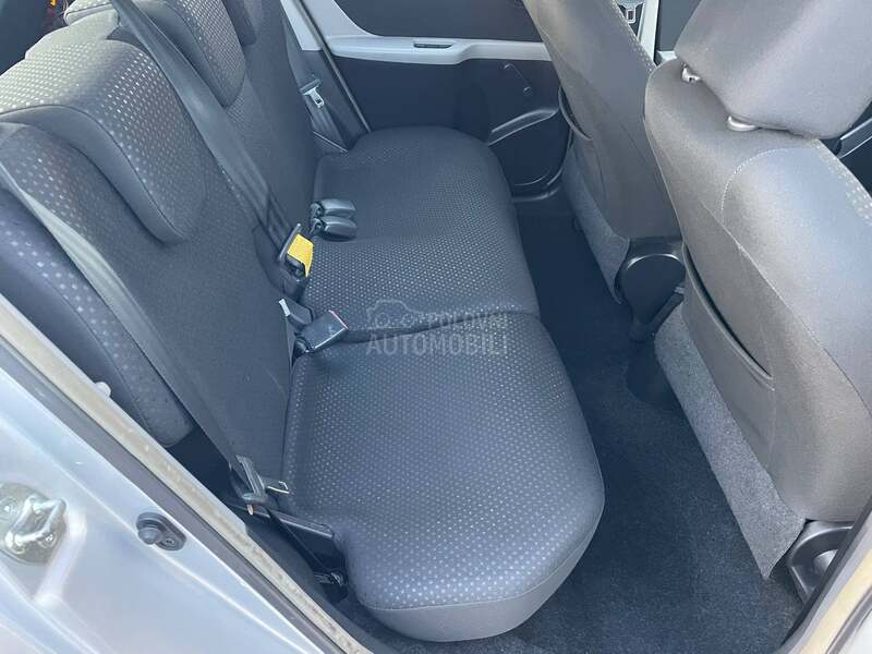 Toyota Yaris 1.3 VVTI auto.matic