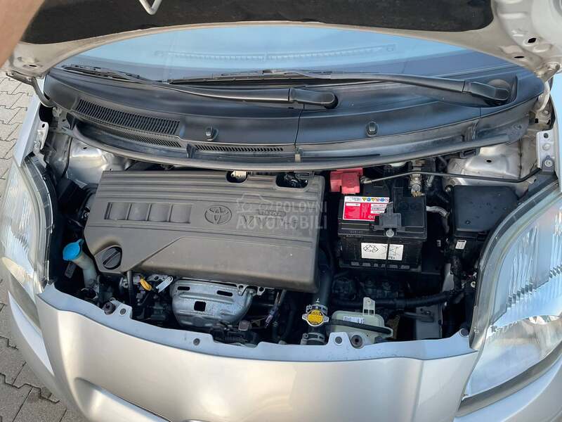 Toyota Yaris 1.3 VVTI auto.matic