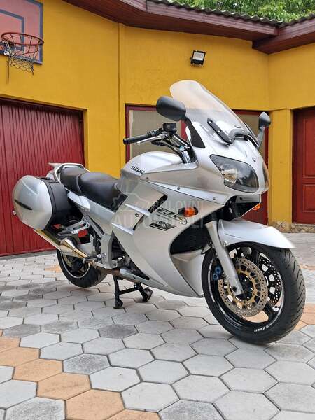 Yamaha FJR 1300