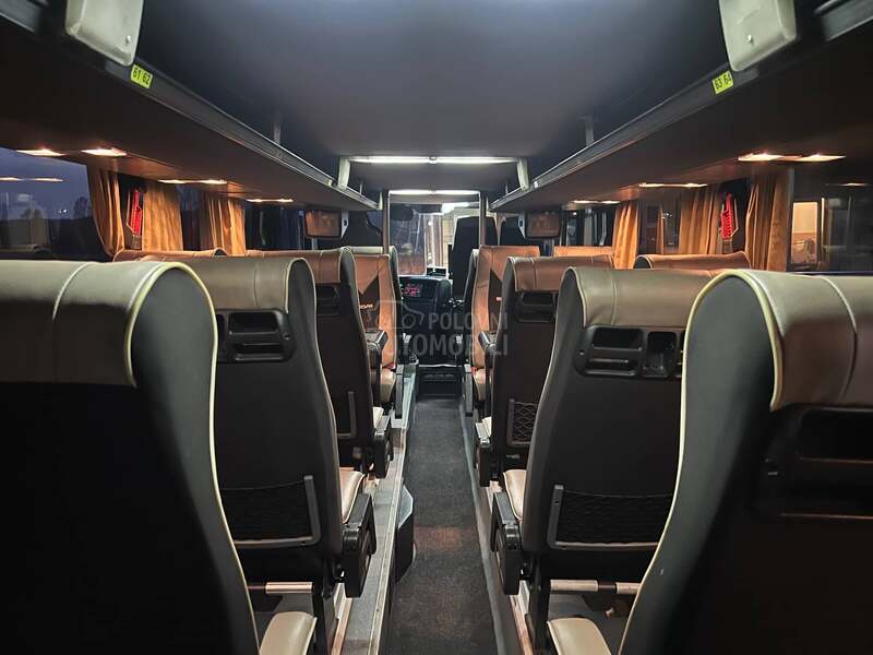 Neoplan n122 3L