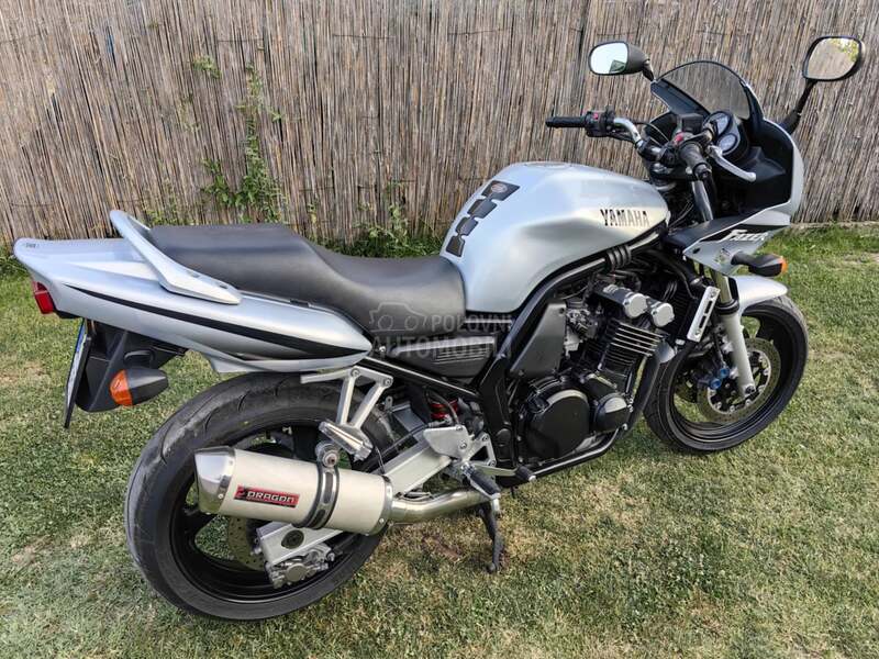 Yamaha Fazer 600