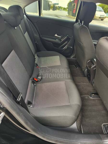 Mercedes Benz A 180 Business Solution