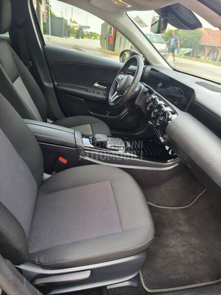 Mercedes Benz A 180 Business Solution