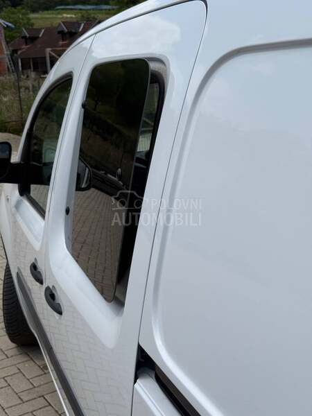 Renault Kangoo N1 sa 4 mesta