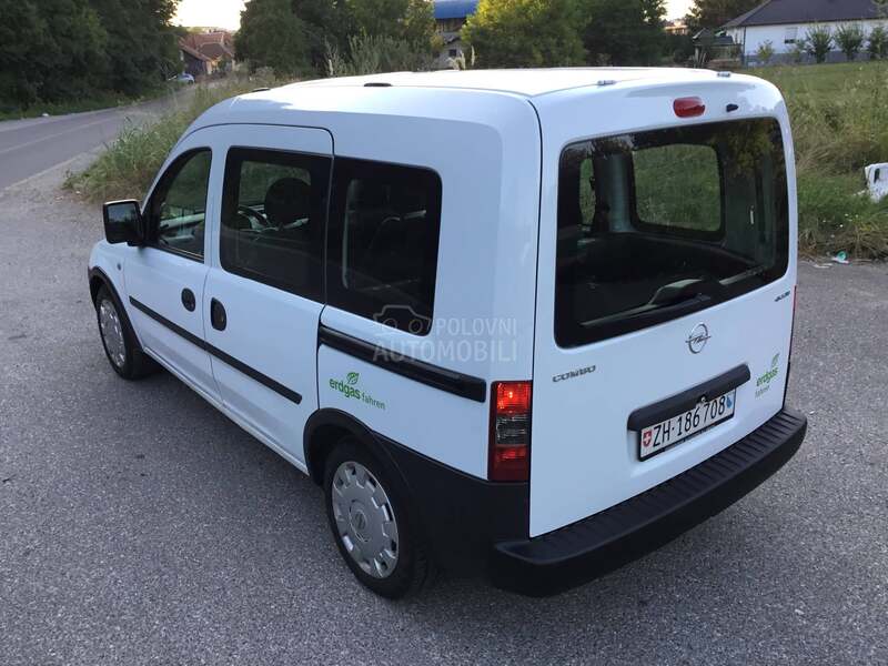 Opel Combo CNG  /  CH