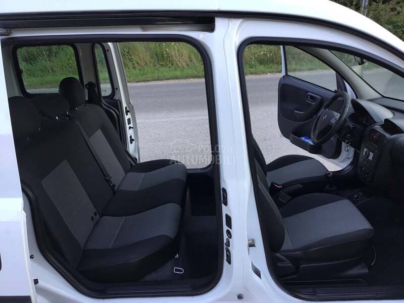 Opel Combo CNG  /  CH
