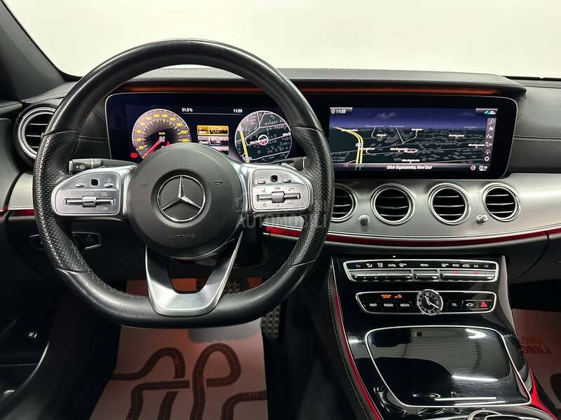 Mercedes Benz E 220 d AMG 4 MATIC AUT
