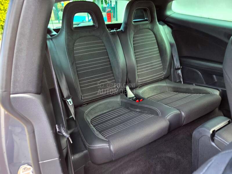 Volkswagen Scirocco /1.4TSI Highline/