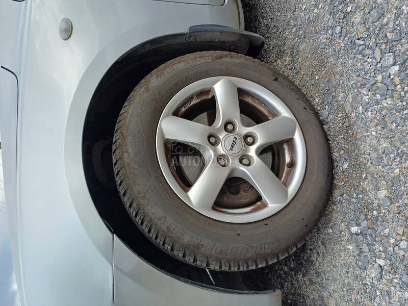 Mazda 3 1.6