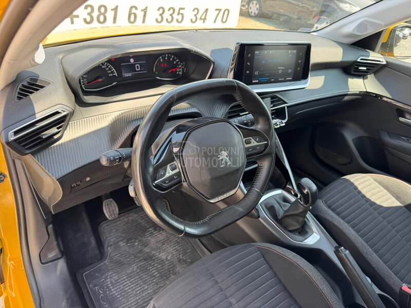 Peugeot 208 