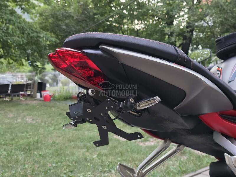 Triumph Street Triple 675 r