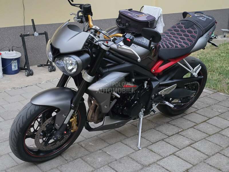 Triumph Street Triple 675 r