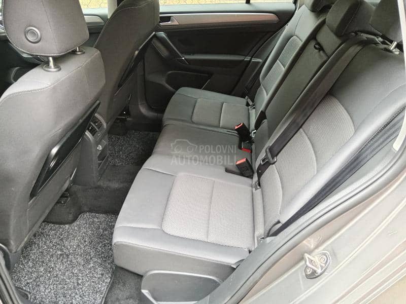 Volkswagen Golf Sportsvan DSG FABRIKA