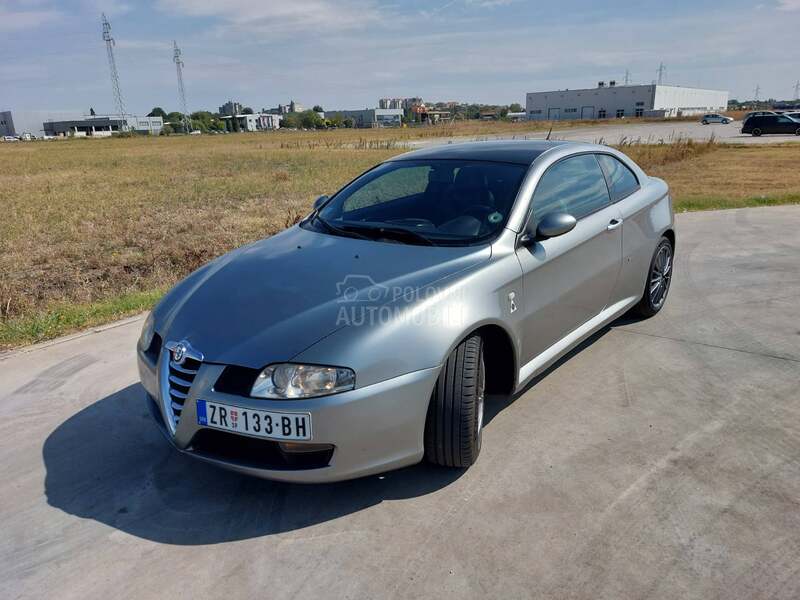 Alfa Romeo GT 