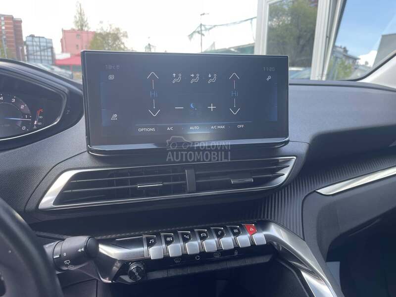 Peugeot 3008 1.2 B Autom