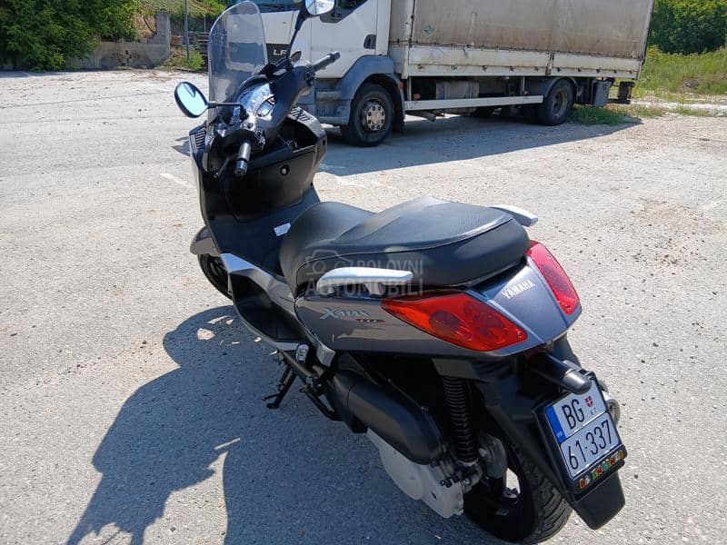 Yamaha x max 250