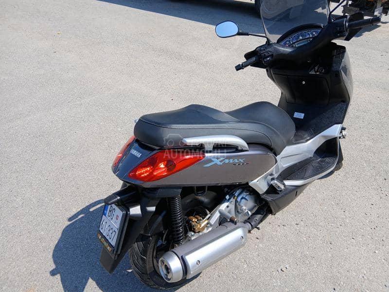 Yamaha x max 250
