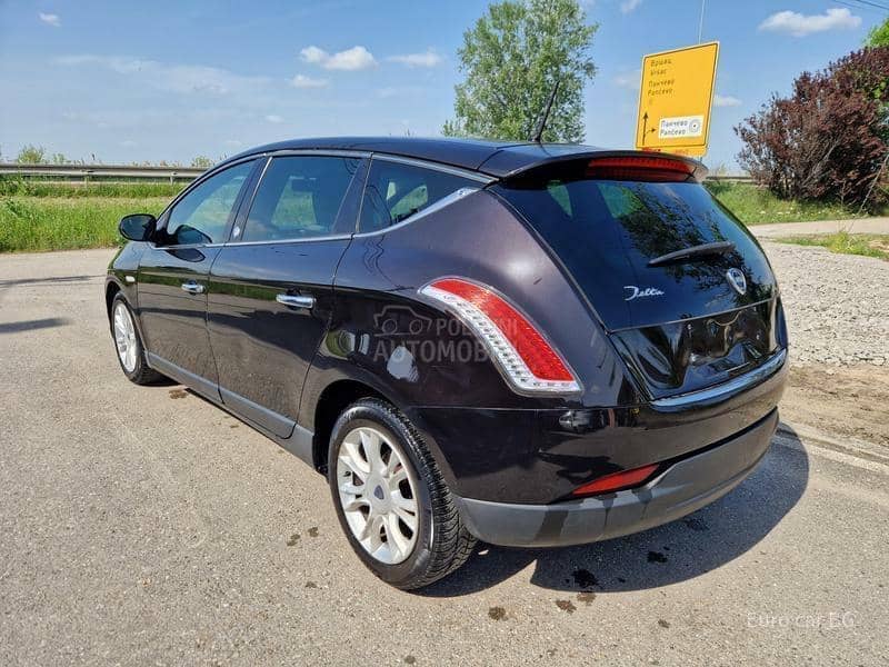 Lancia Delta A K C I J A