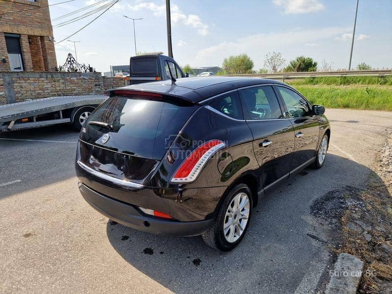 Lancia Delta A K C I J A