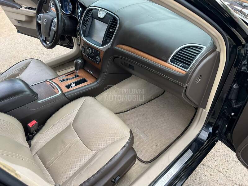 Lancia Thema 