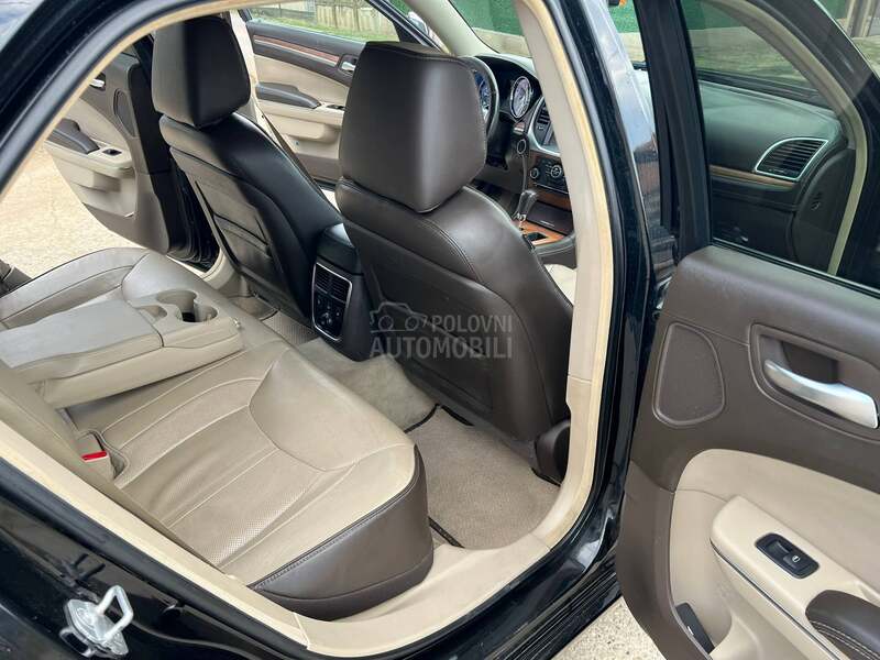 Lancia Thema 