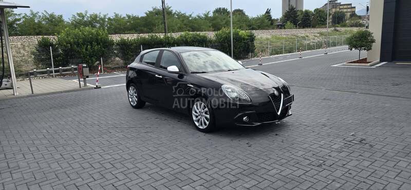 Alfa Romeo Giulietta 1.6JTDM/AUT/N o v a