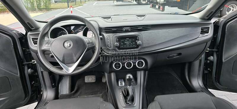 Alfa Romeo Giulietta 1.6JTDM/AUT/N o v a