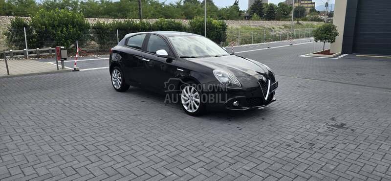 Alfa Romeo Giulietta 1.6JTDM/AUT/N o v a