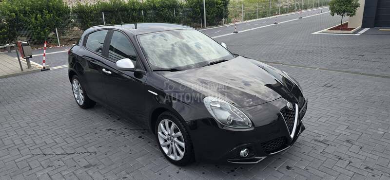 Alfa Romeo Giulietta 1.6JTDM/AUT/N o v a