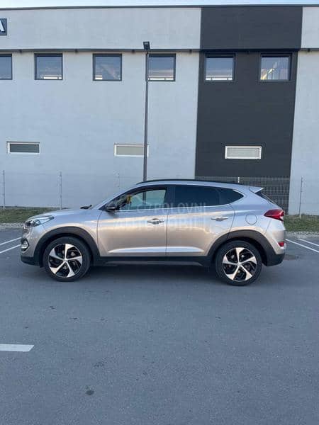 Hyundai Tucson Kupljen nov u Srbiji