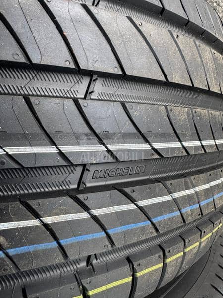 Michelin 225/55 R17 Letnja