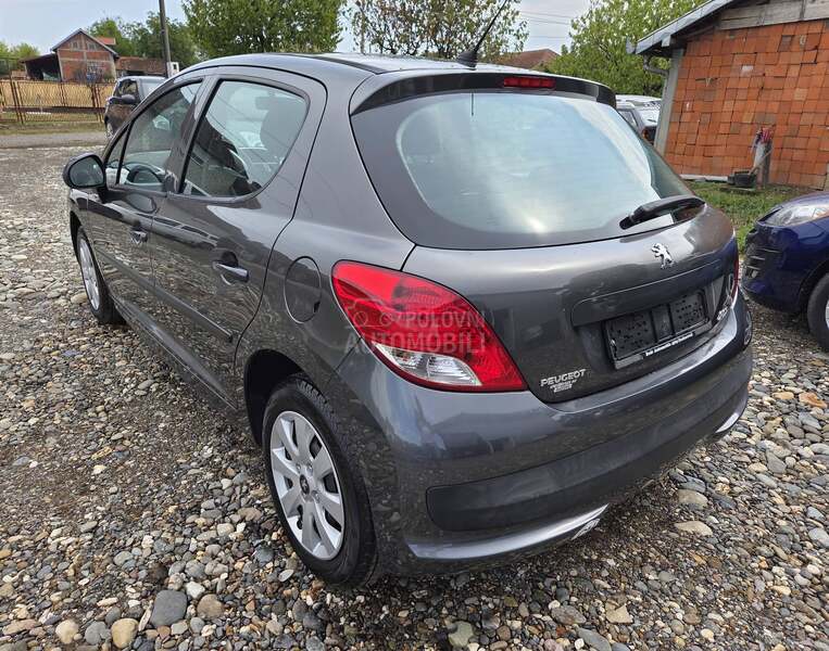 Peugeot 207 1.4 8V GLANC NOV