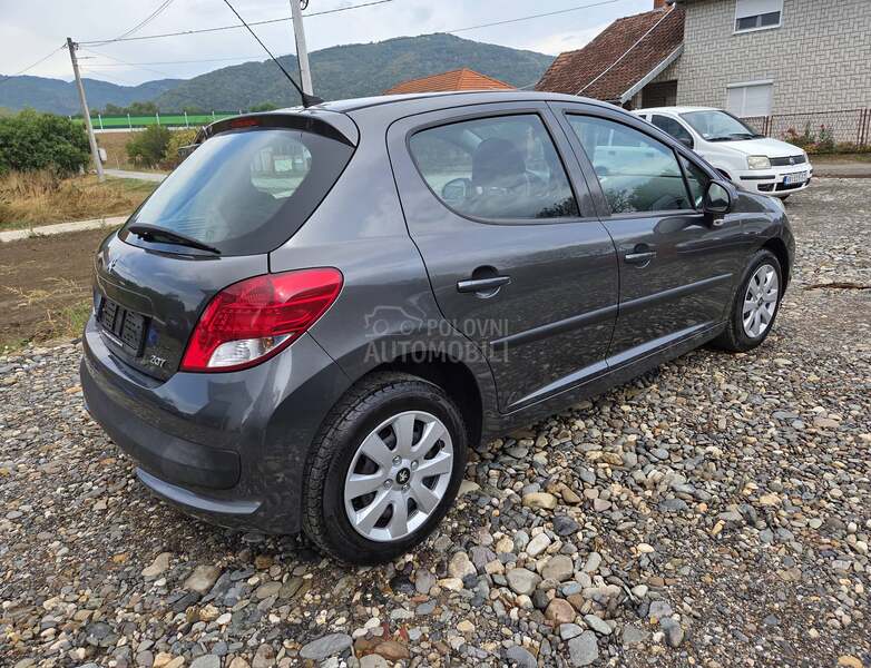 Peugeot 207 1.4 8V GLANC NOV