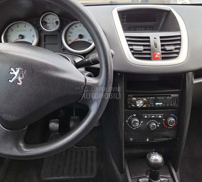 Peugeot 207 1.4 8V GLANC NOV