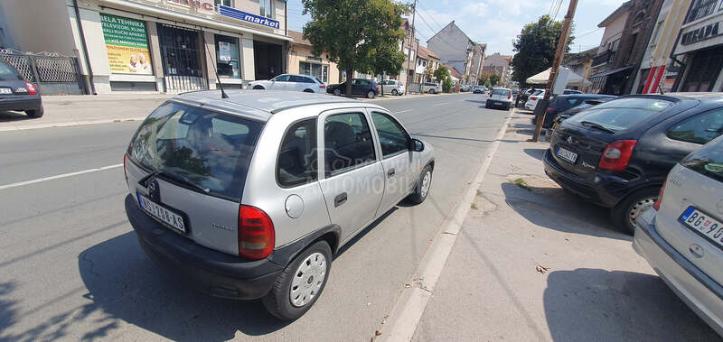Opel Corsa B 