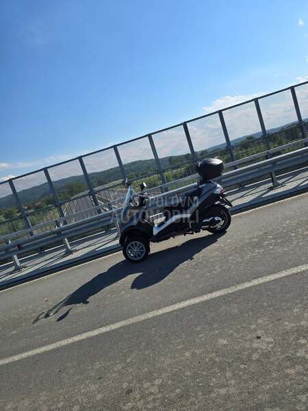 Piaggio Mp3