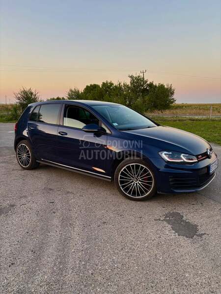 Volkswagen Golf 7 Gti look