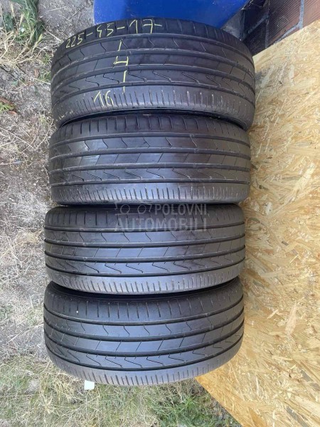 Hankook 225/45 R17 Letnja